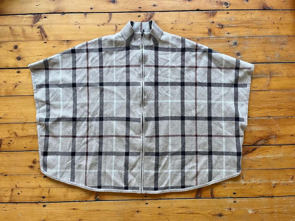 Tahari Plaid Zip-Up Mock Neck Knit Poncho Cape Tan Black L/XL